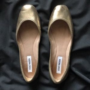 Gold Steve Madden Flats